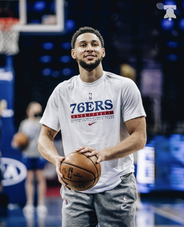 关于英超赛程吃紧，费城76人转会期完成体检，管理层满意，心理建设被强调的信息